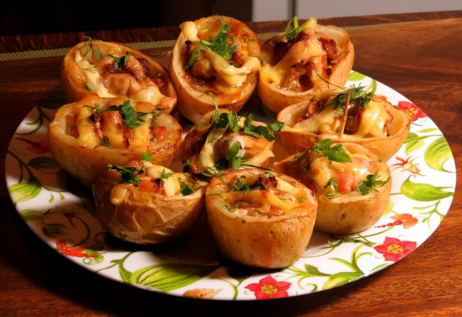 Pomme de terre farcie à la viande