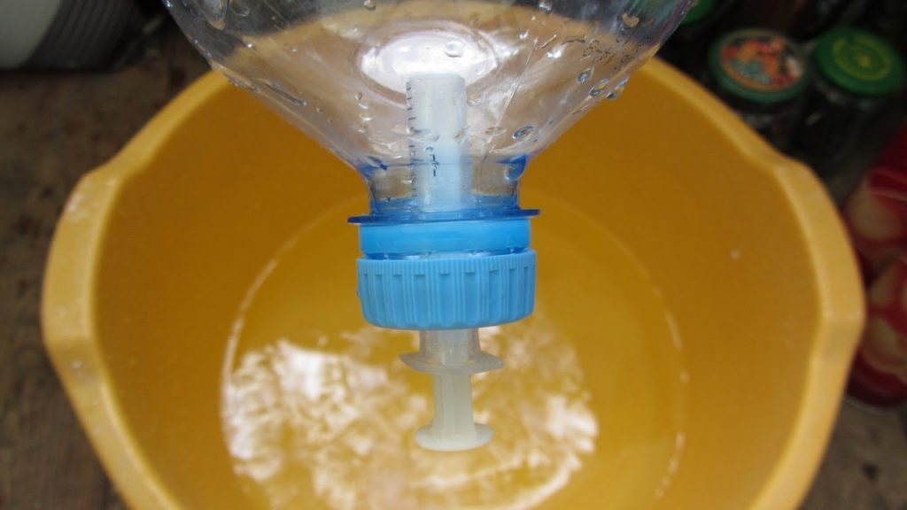 Bouteilles en plastique, que peut-on en faire ? Bricolages utiles : pour la maison et le jardin (plus de 60 idées de photos et vidéos) + Avis