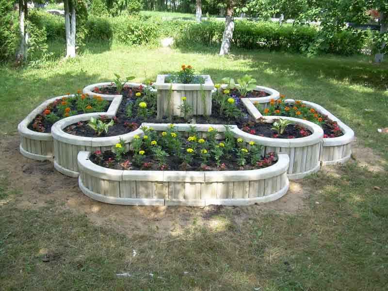 plate-bande à plusieurs niveaux