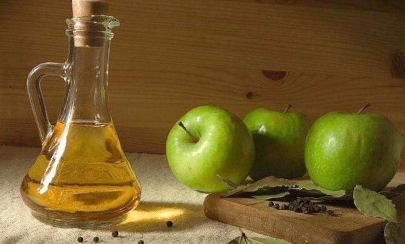 Le vinaigre non filtré contient des enzymes et des micro-organismes bénéfiques.