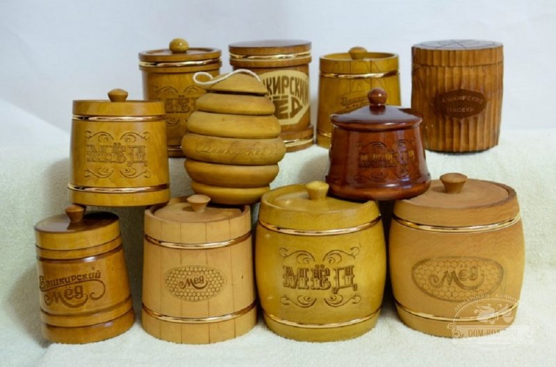 Fûts en bois pour le miel