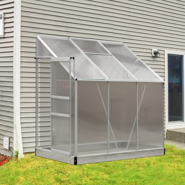 Serre attenante au bâtiment