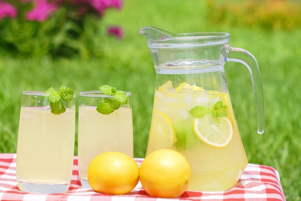 Limonade classique au citron