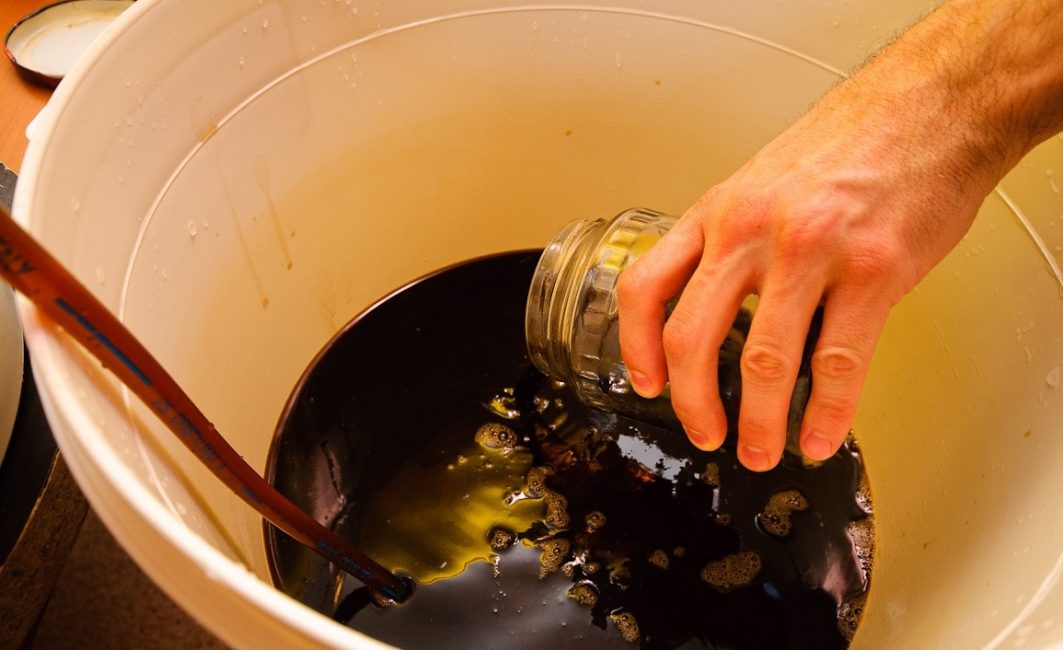 Il est élaboré à partir de plusieurs types de malt : orge, maïs, seigle.