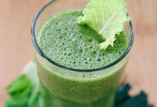 Il est très utile, voire sain, de boire du jus de feuilles de chou.