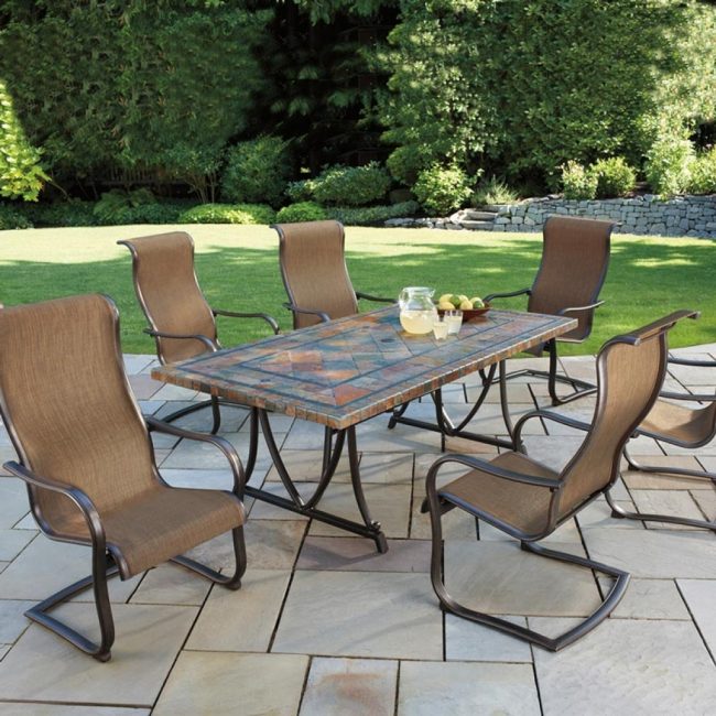 Meubles de salle à manger