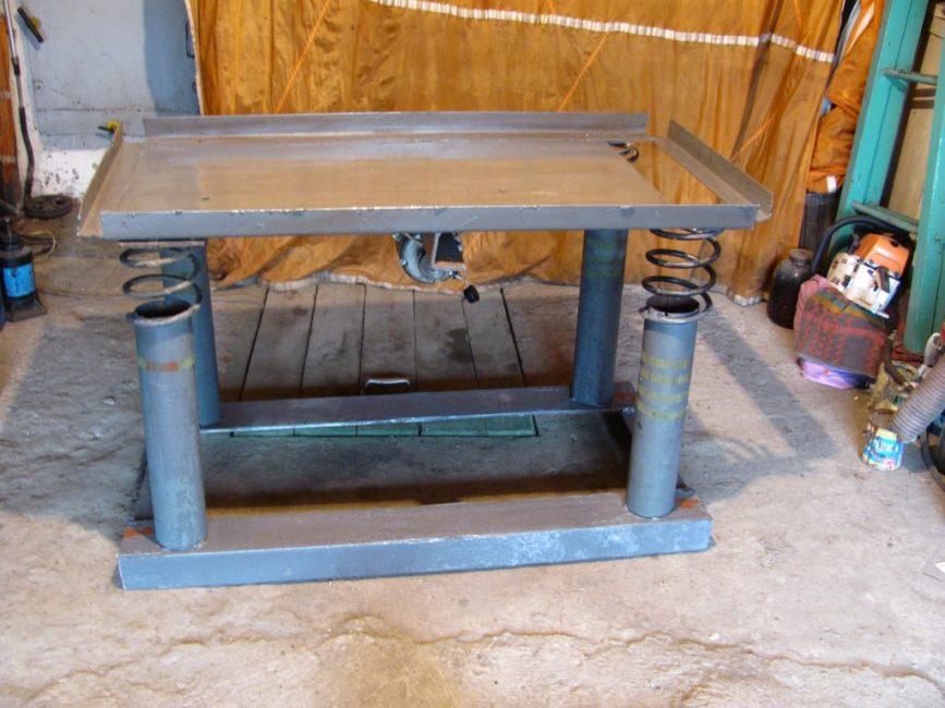 Table vibrante bricolage