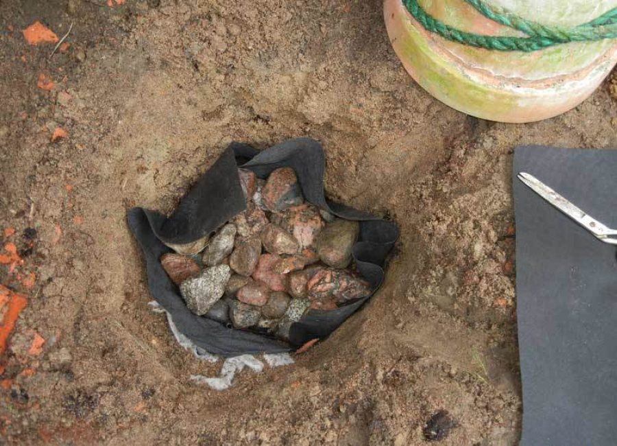 Drainage dans le puits pour phlox