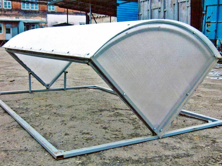 Serre-boîte à pain en polycarbonate