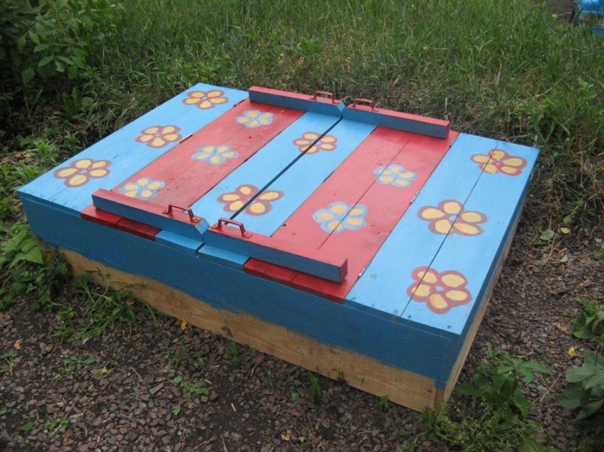 Bac à sable avec couvercle