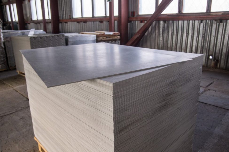 Panneaux de finition de production russe