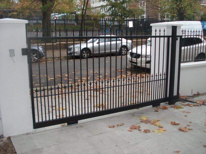 Portails coulissants en métal