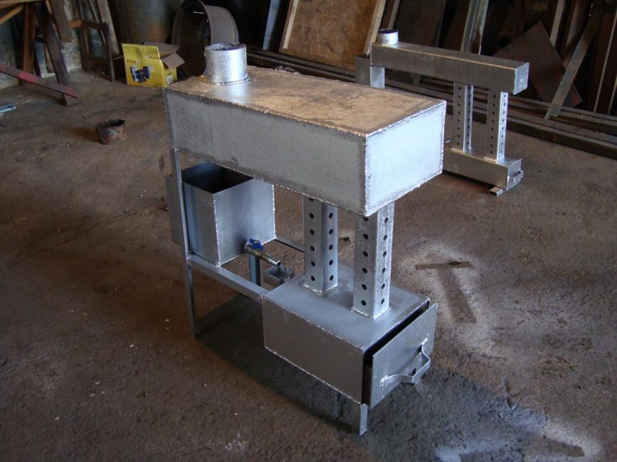 Fournaise avec vase d'expansion