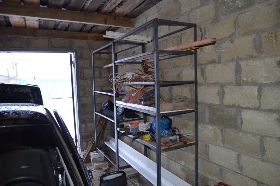 crémaillère en métal