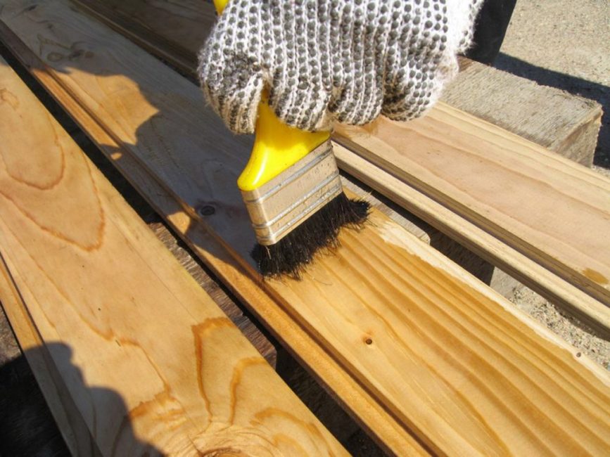 Seul le bois sec peut être traité avec le médicament