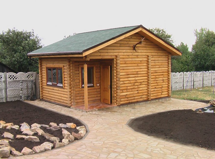Bâtiments en bois du bain