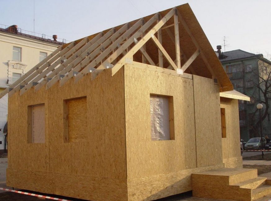 Plaques de peinture à l'extérieur