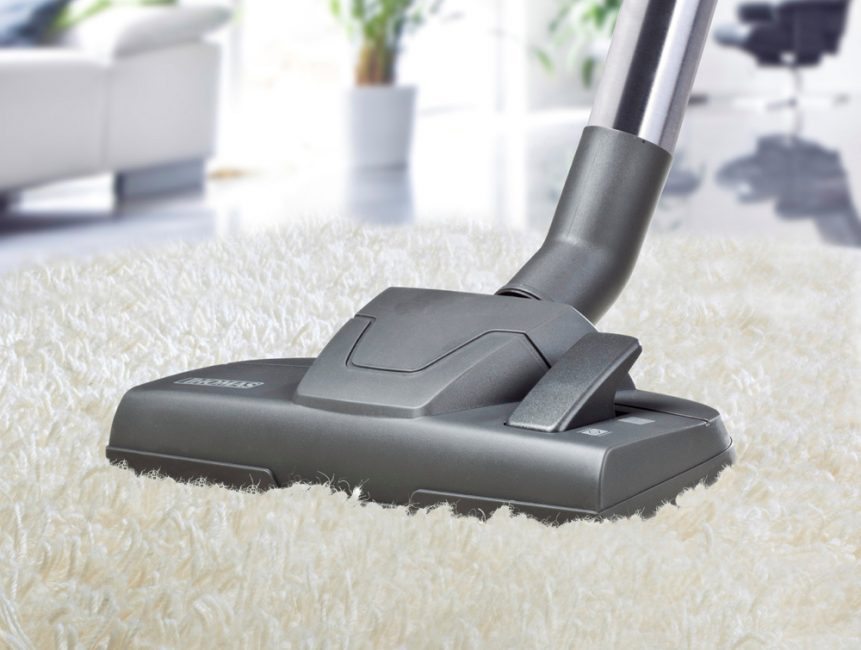Les moquettes à poils longs nécessitent une machine à haute puissance d'aspiration.