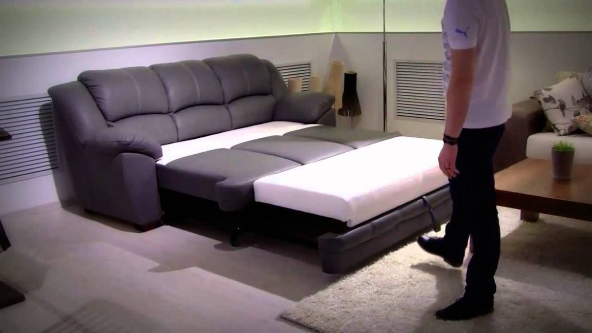 Traverse avec mécanisme de déploiement