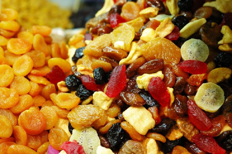 Les fruits secs et les baies sont une riche source de vitamines