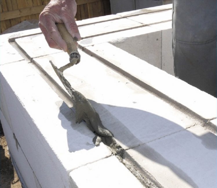 Stroboscopes en béton cellulaire pour le renforcement