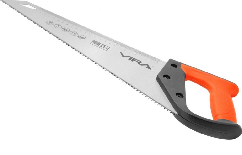 La poignée est ergonomique et confortable à utiliser, a des inserts caoutchoutés