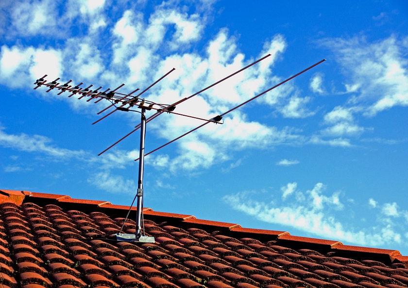 L'antenne TV idéale pour une résidence d'été ou une maison de campagne : conseils pour choisir le bon récepteur de signal, aperçu des fabricants populaires antenne tv pour donner