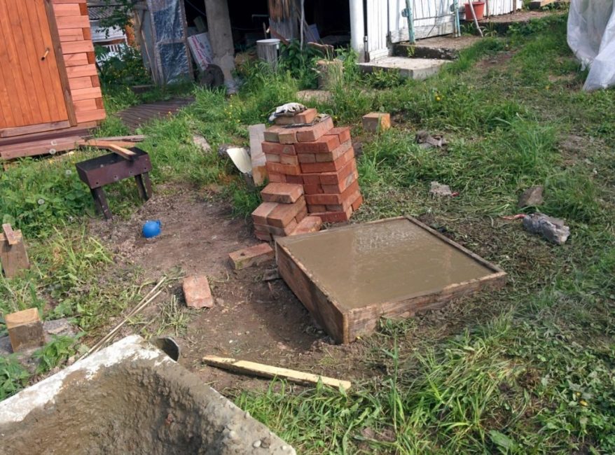 Fondation coulée au mortier de ciment