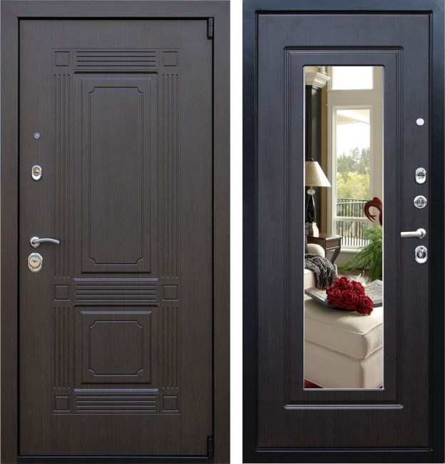 Les panneaux d'amalgame sont souvent utilisés dans la décoration des portes intérieures.