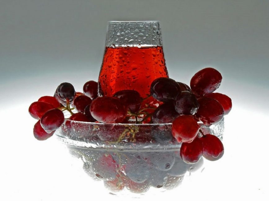 Le jus de raisin peut également être utilisé pour la vinification maison.