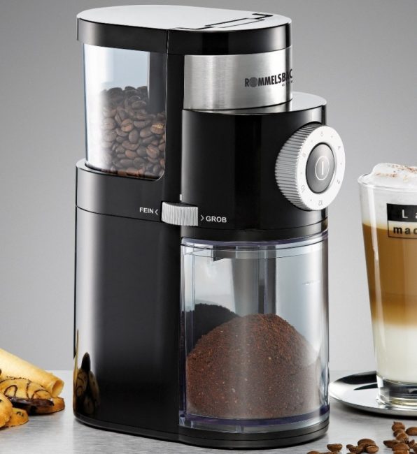 Grâce au moulin à café, vous pourrez déguster chaque matin une boisson parfumée et vivifiante de grande qualité.