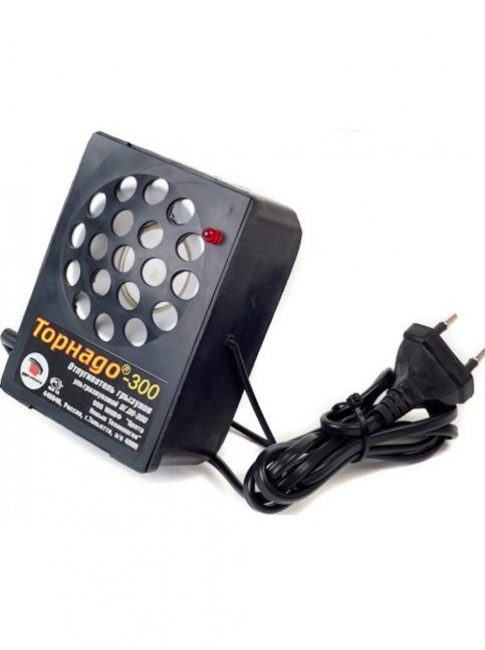 Répulsif à ultrasons pour souris et rats Tornado-300