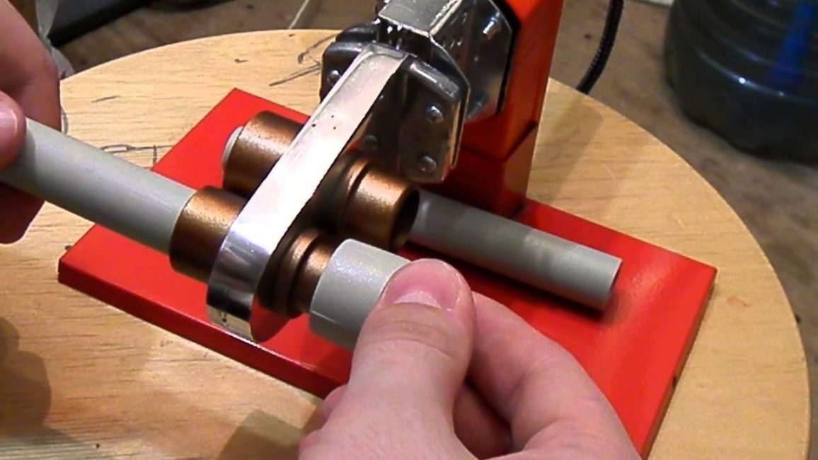 Machine à souder les tuyaux