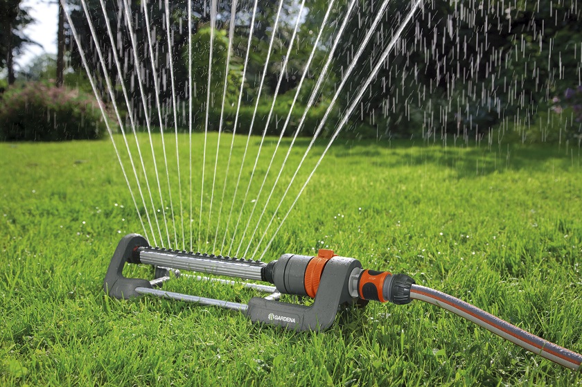 TOP 10 des meilleurs arroseurs pour l'arrosage : comment choisir un appareil pour l'entretien de la pelouse et du jardin ? Note + avis