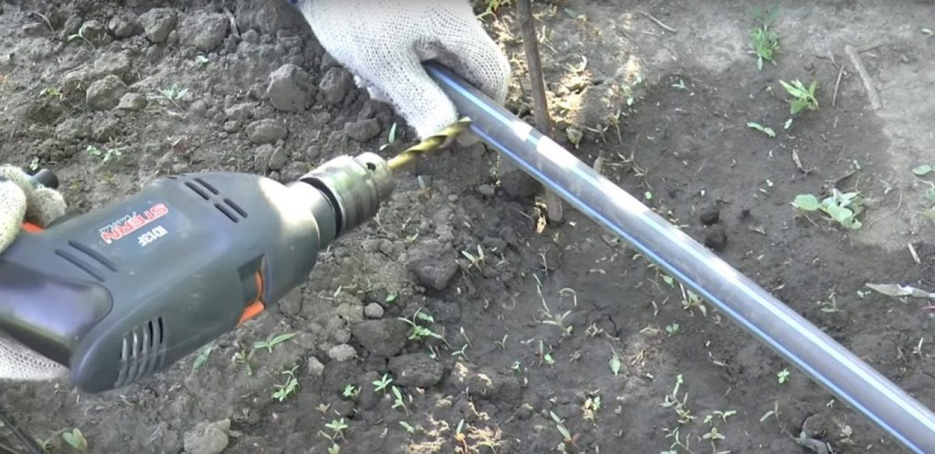 Trous pour l'installation des raccords