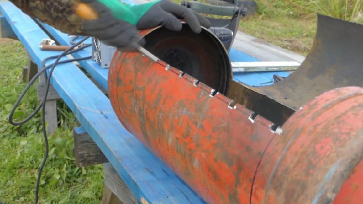 Finition des trous avec une lime