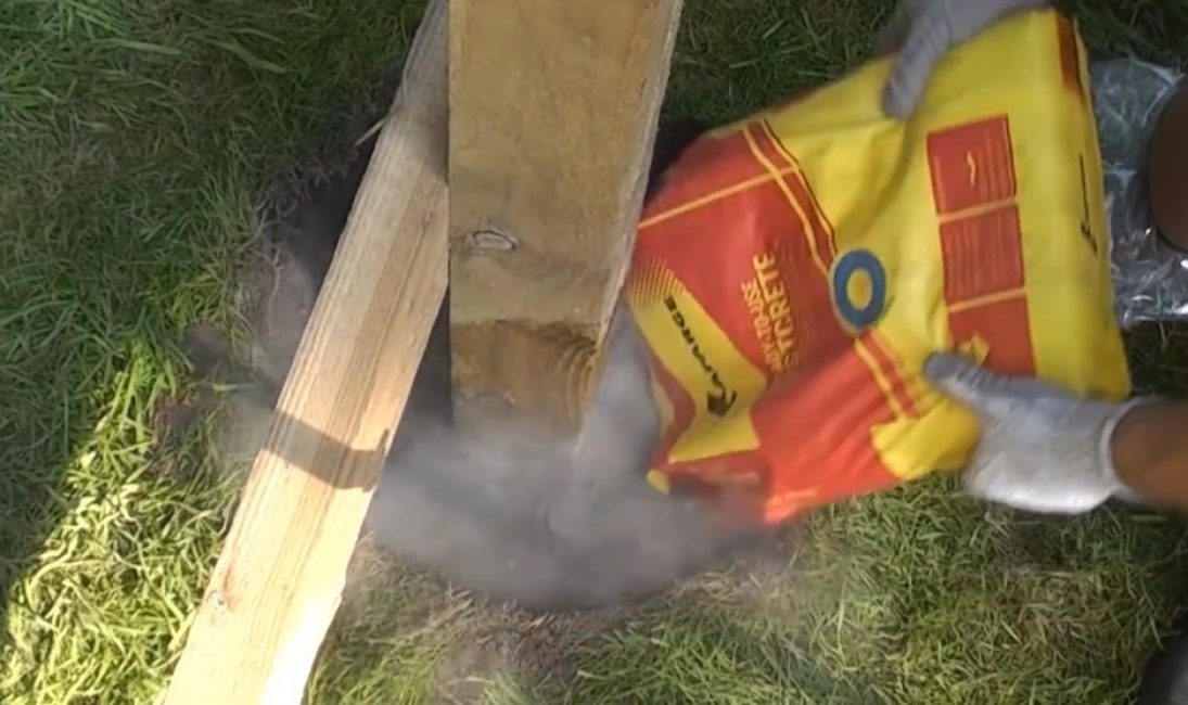 Répétez jusqu'à ce que le trou soit complètement rempli.