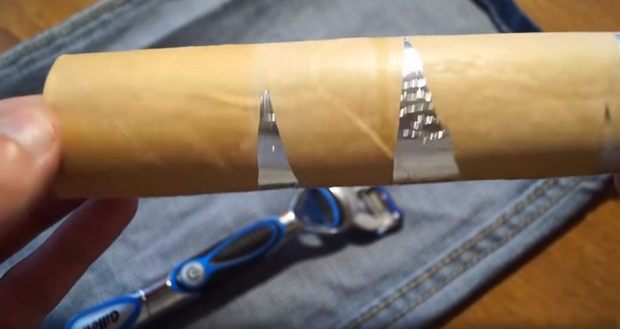 En tant que barre, vous pouvez utiliser un manchon en papier d'aluminium ou en polyéthylène