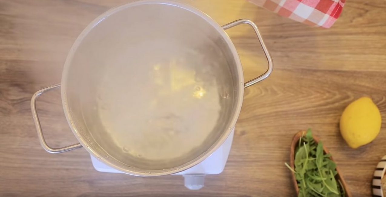 Les bulles indiquent que l'ébullition a commencé