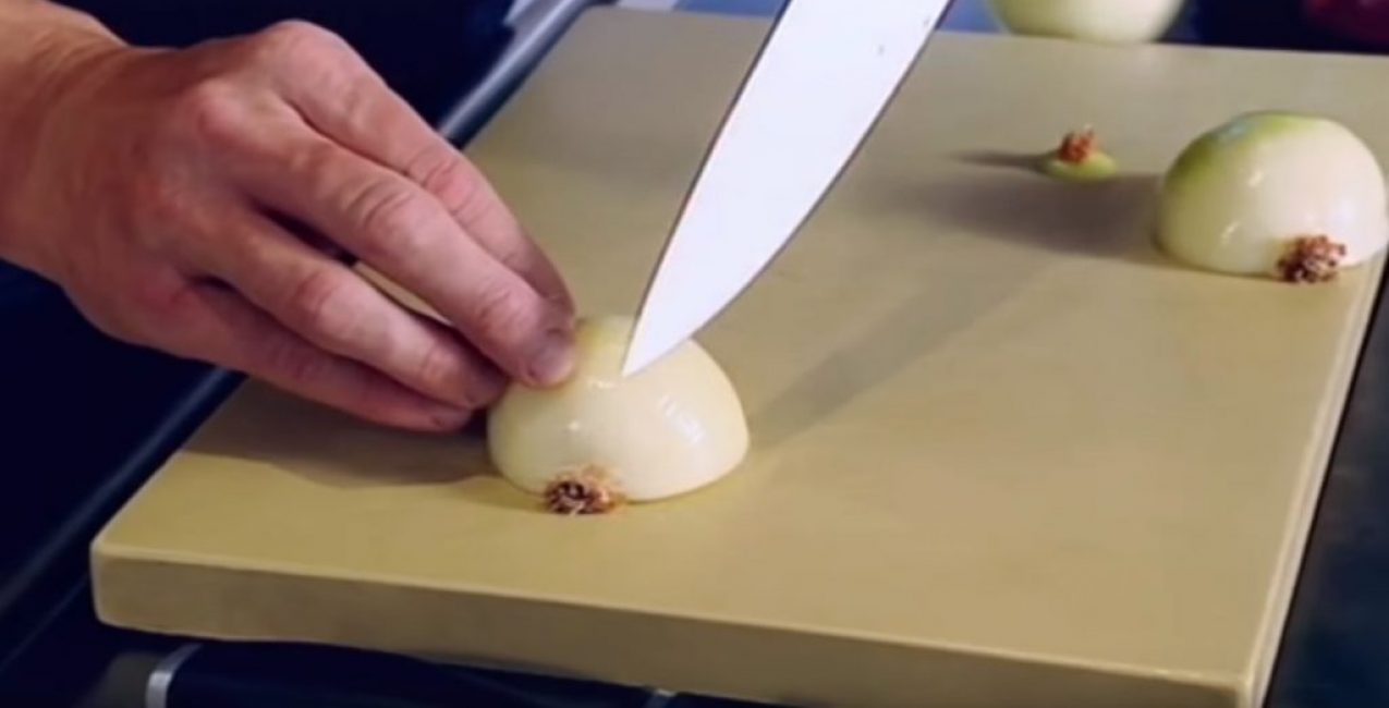 Oignon prêt à être coupé