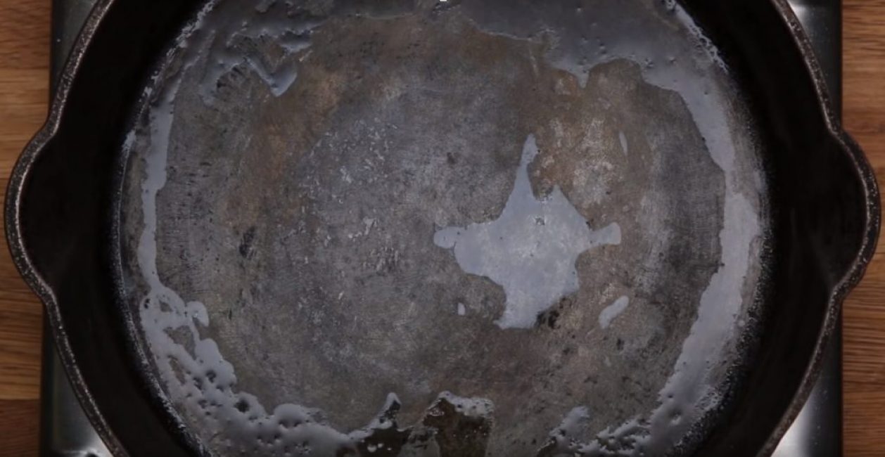 Évaporation de l'eau de la surface lorsqu'elle est chauffée