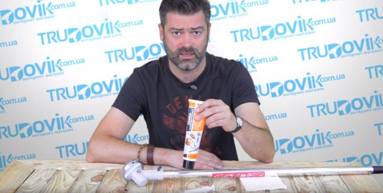 De plus, vous aurez besoin de la lubrification elle-même