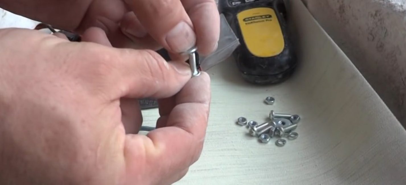 Mettre le premier palet