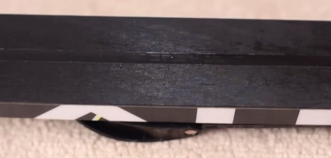 Après polissage, la surface de travail des skis est comme neuve