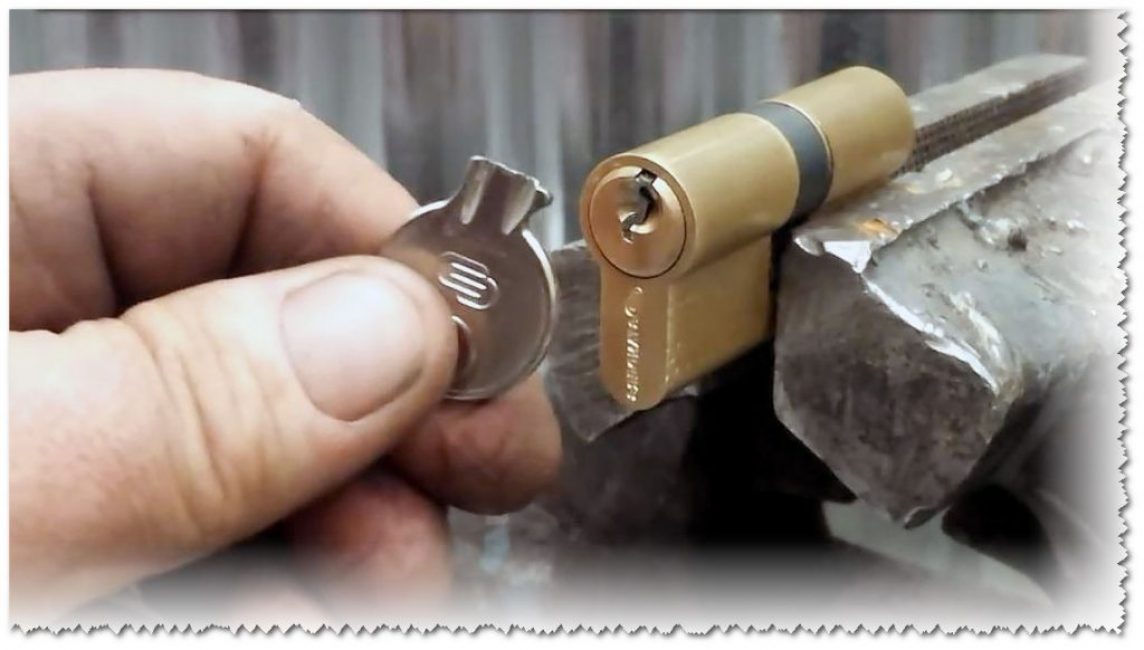 Source : https://youtu.be/PyROUH2IETM