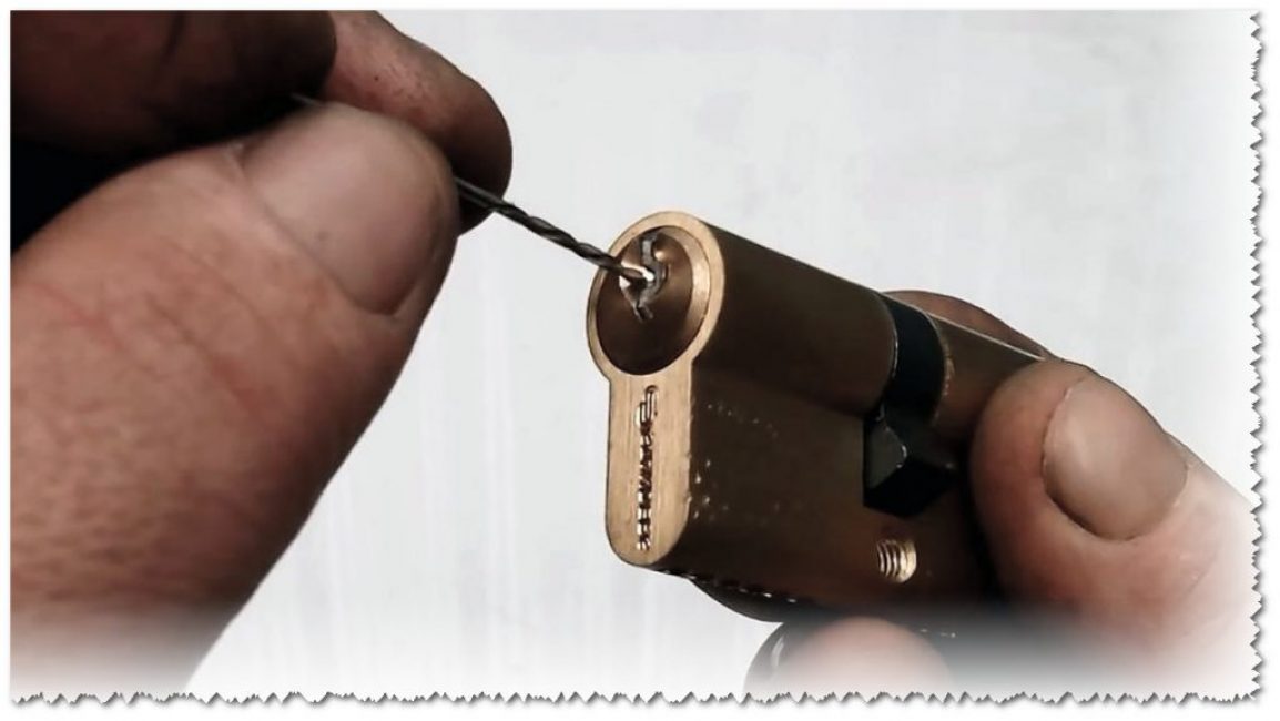 Source : https://youtu.be/PyROUH2IETM