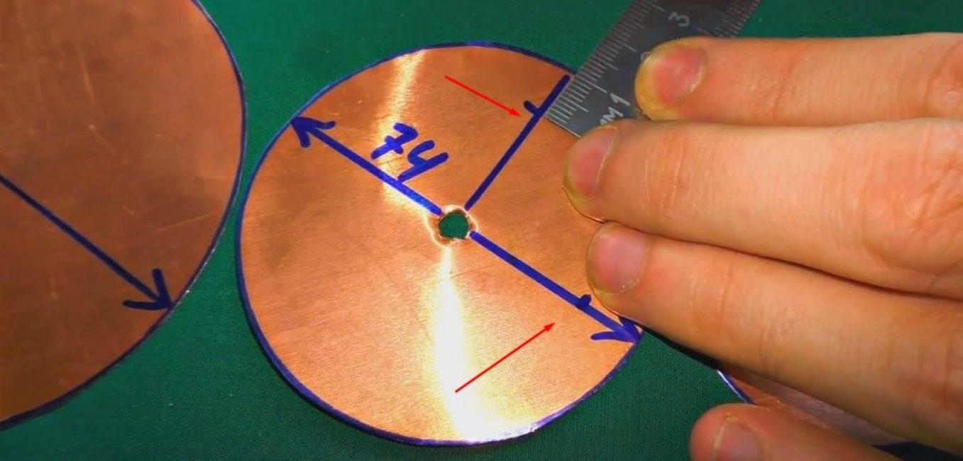 11mm - 2 pièces, strictement perpendiculaires le long du rayon