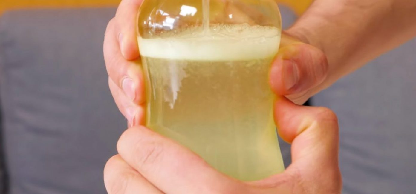 Dioxyde de carbone entrant dans la limonade sous haute pression