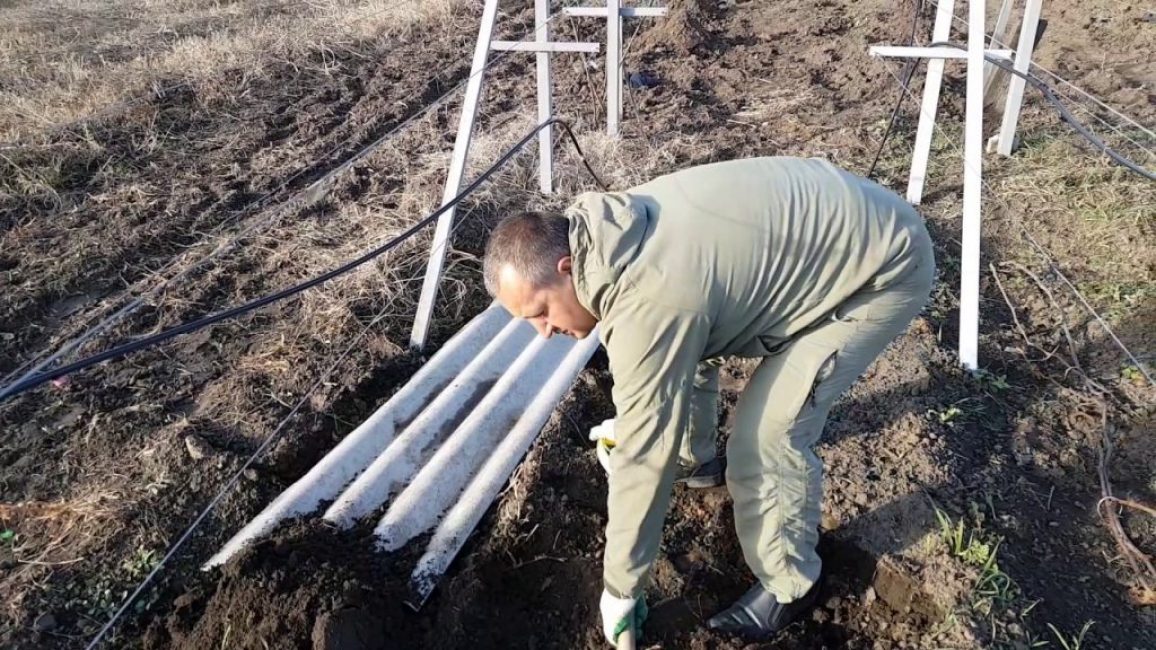 Ardoise utilisée comme abri