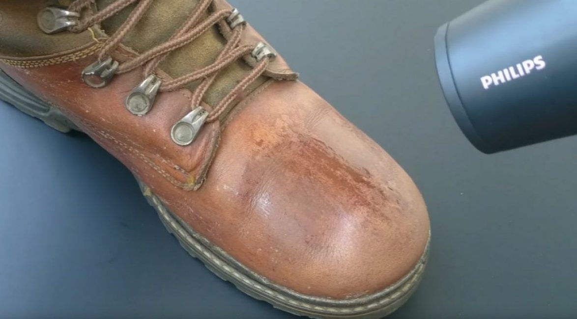 Le processus de fusion de la paraffine et de formation d'un film mince